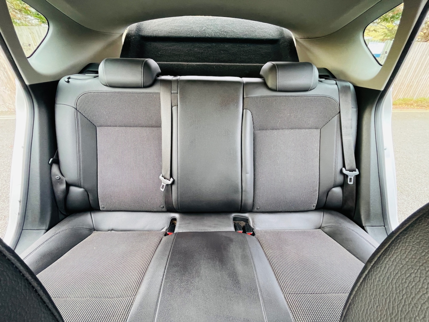 Used Vauxhall Astra 2011 for sale - 77001606: Photo 36