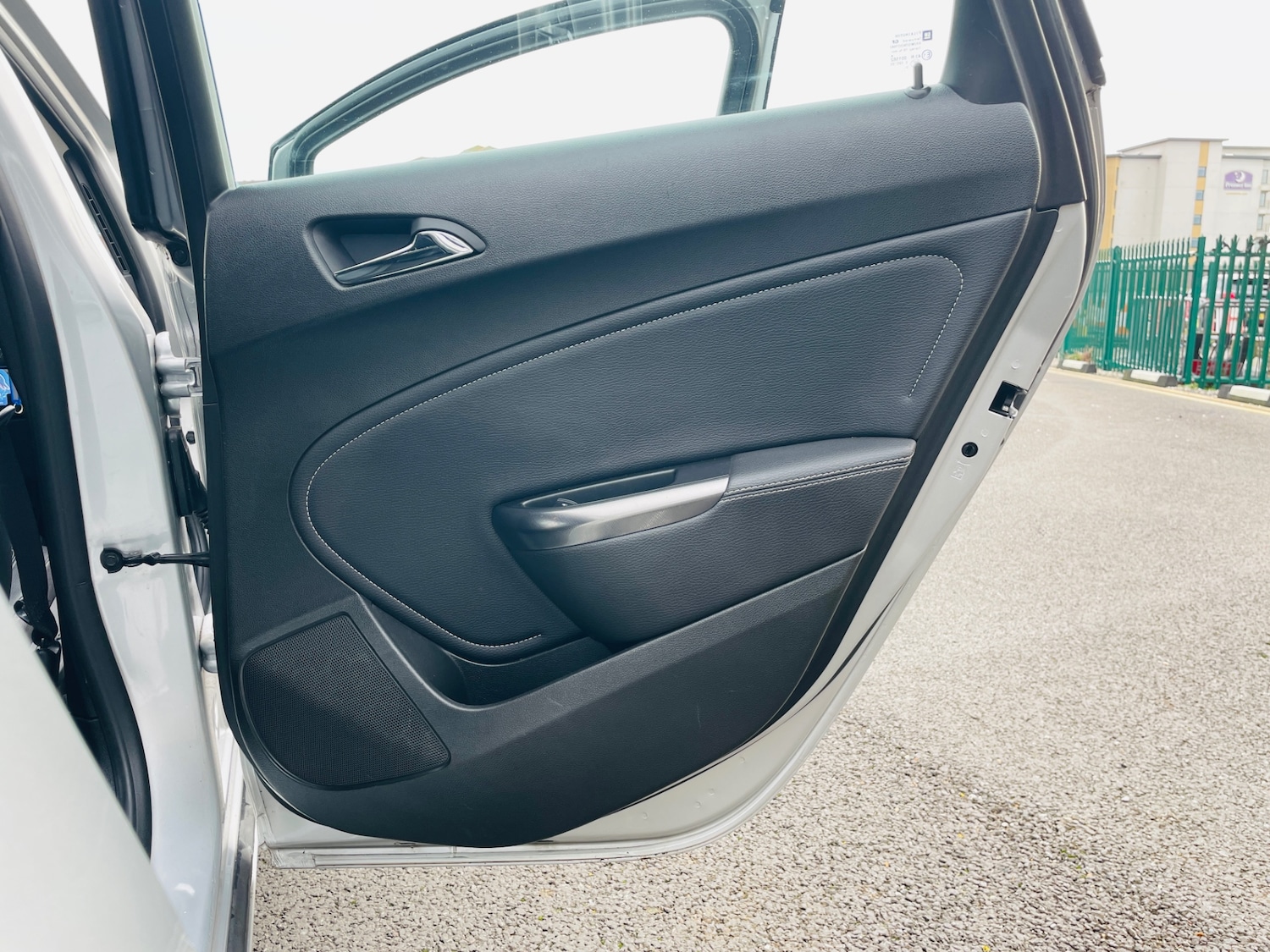 Used Vauxhall Astra 2011 for sale - 77001606: Photo 41