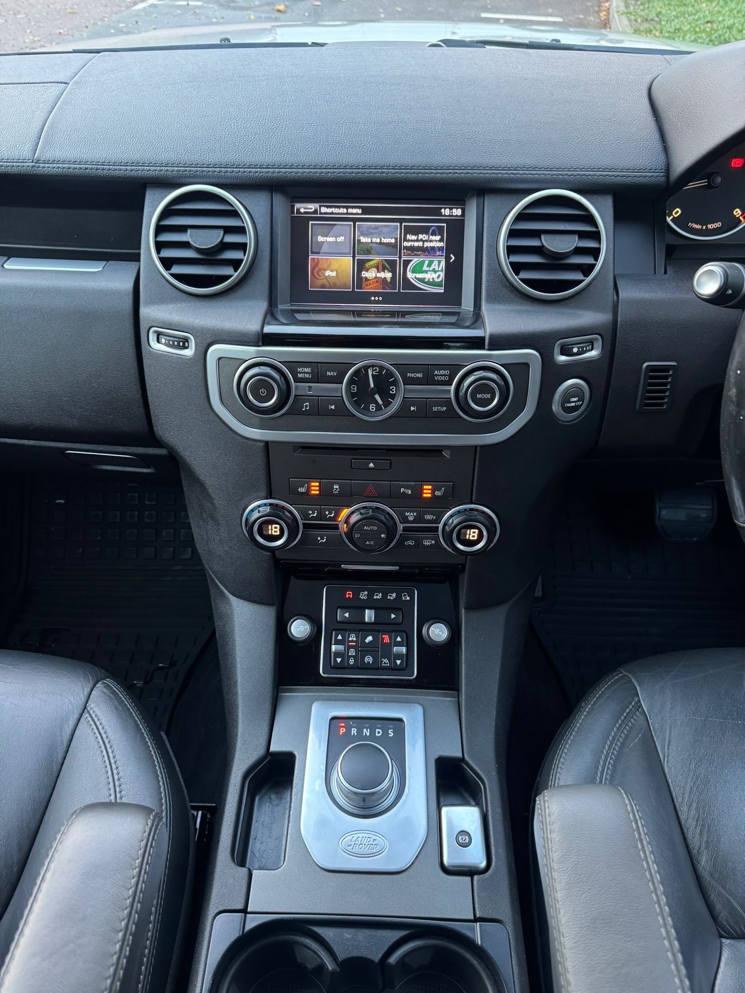 Used Land Rover Discovery 4 2016 for sale - 76531477: Photo 16