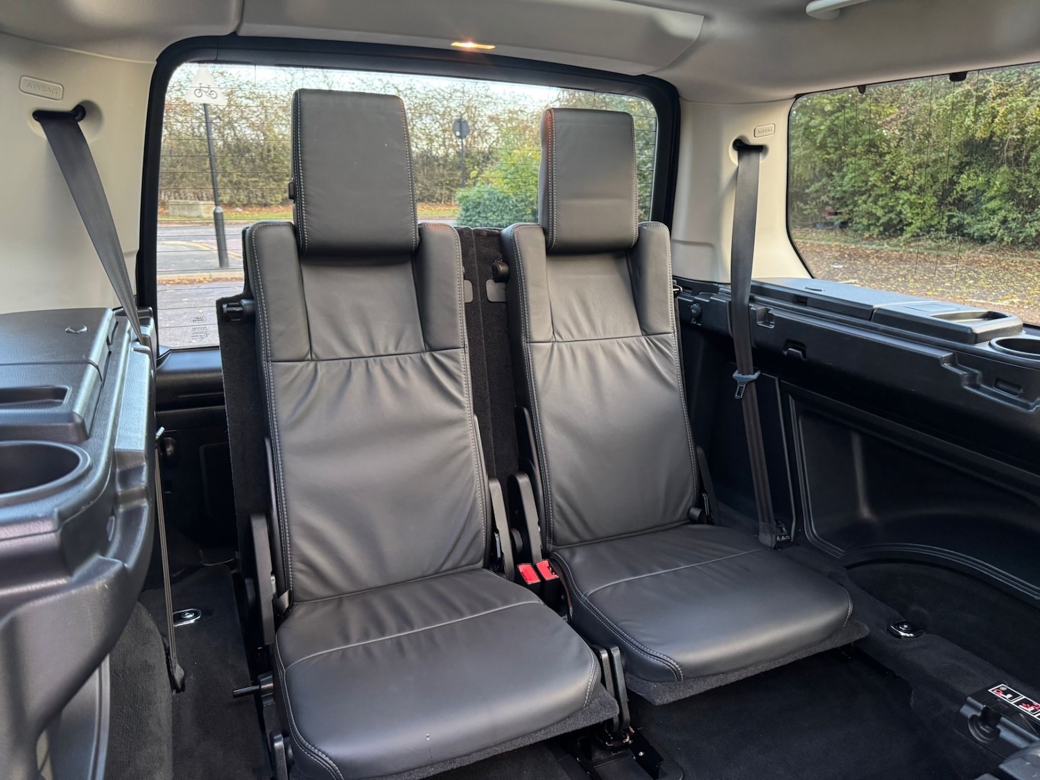 Used Land Rover Discovery 4 2016 for sale - 76531477: Photo 22