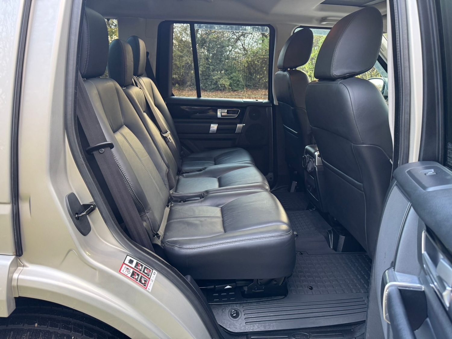 Used Land Rover Discovery 4 2016 for sale - 76531477: Photo 24