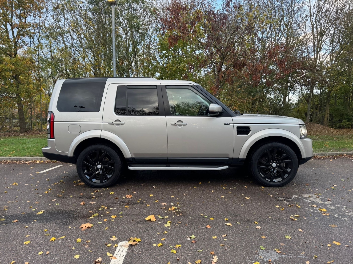 Used Land Rover Discovery 4 2016 for sale - 76531477: Photo 7