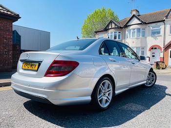 Used Mercedes-Benz C Class 2010 for sale - 79841836: Photo