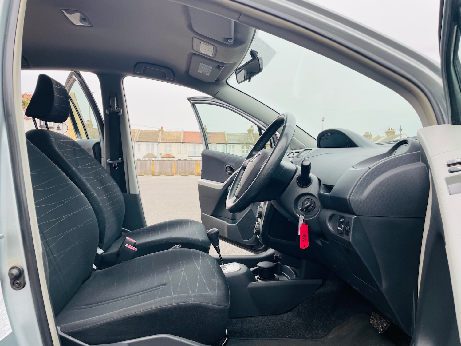 Used Toyota Yaris 2006 for sale - 76958827: Photo 18