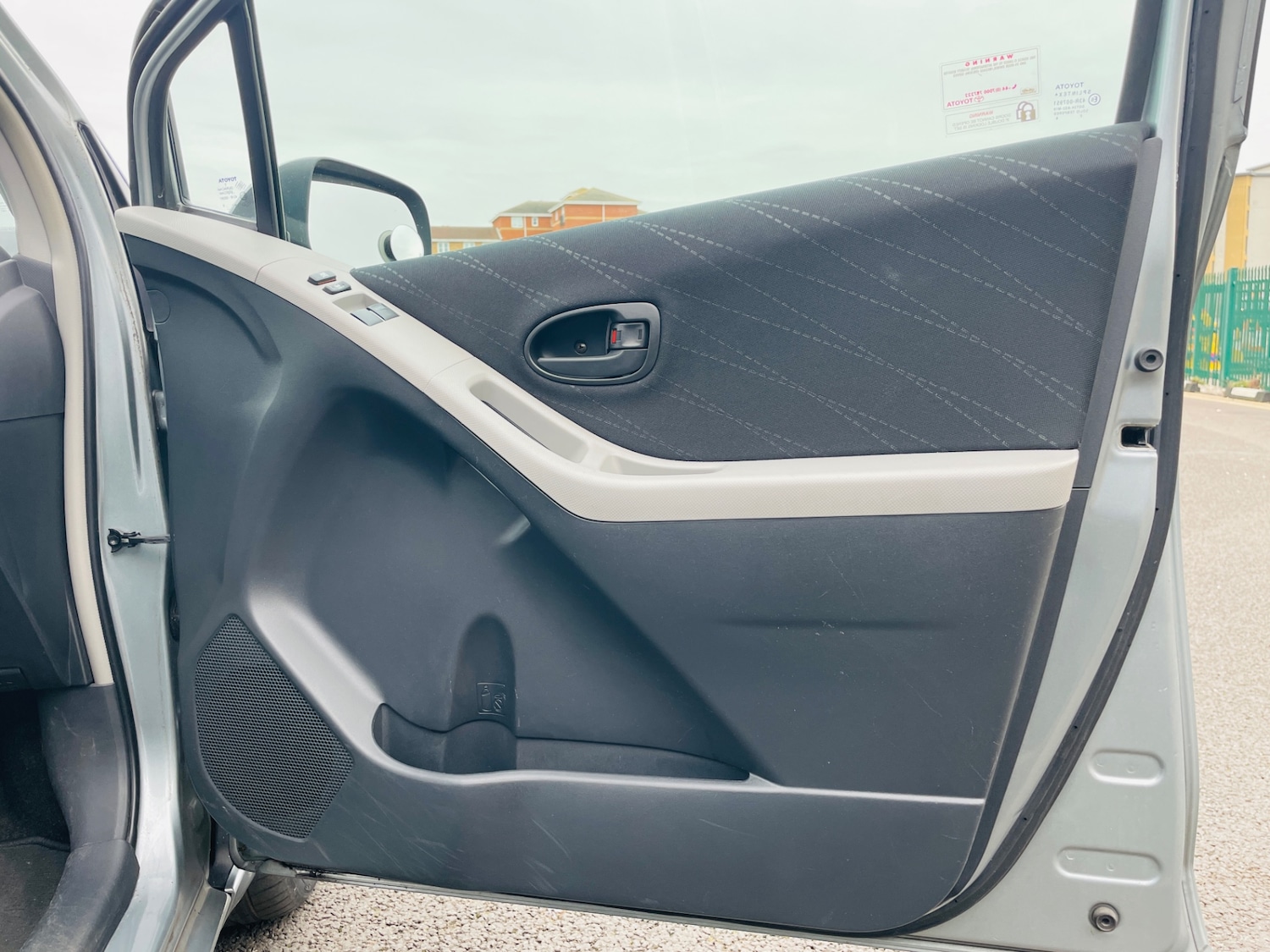 Used Toyota Yaris 2006 for sale - 76958827: Photo 19