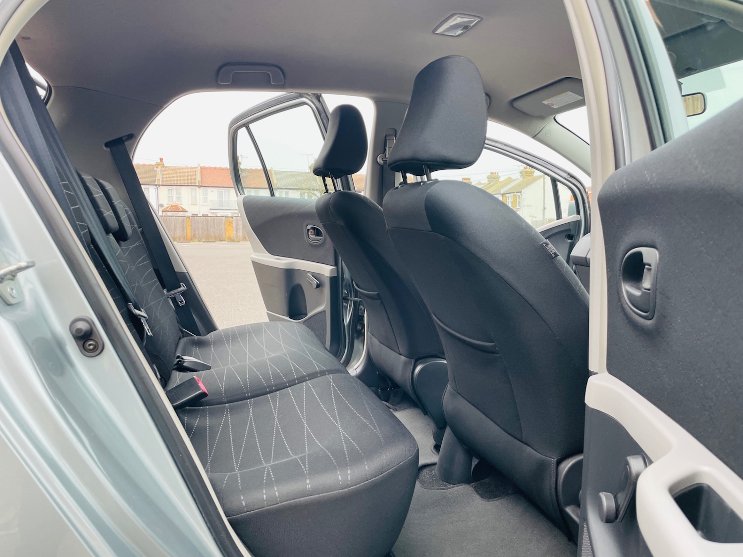 Used Toyota Yaris 2006 for sale - 76958827: Photo 20