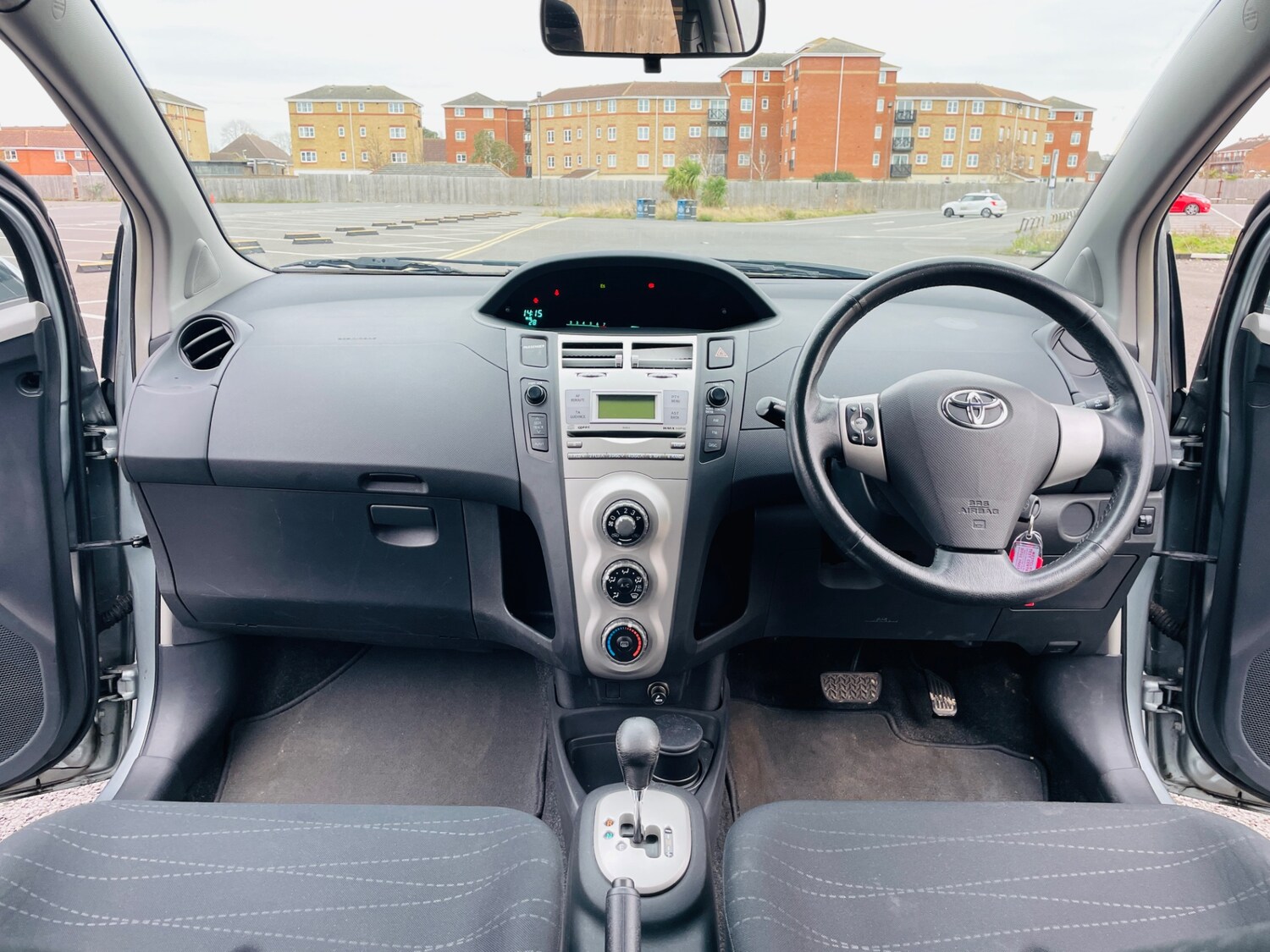 Used Toyota Yaris 2006 for sale - 76958827: Photo 28