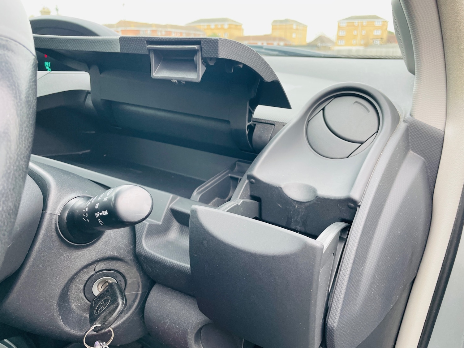 Used Toyota Yaris 2006 for sale - 76958827: Photo 29