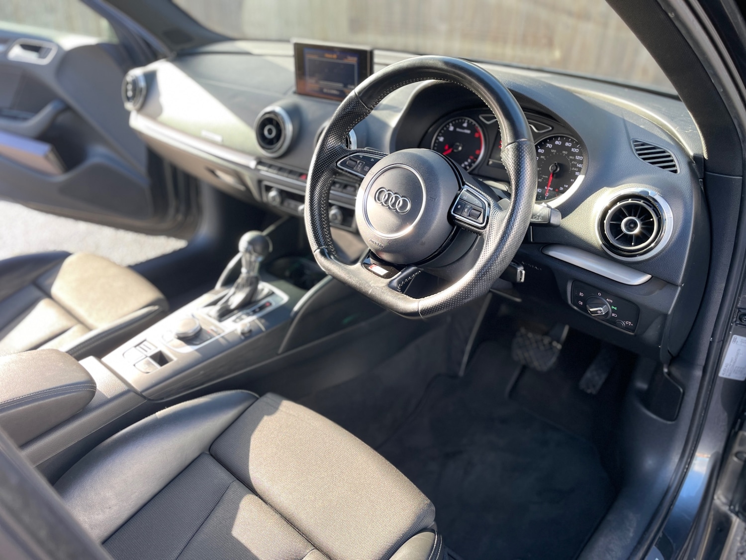 Used Audi A3 2015 for sale - 77065897: Photo 26