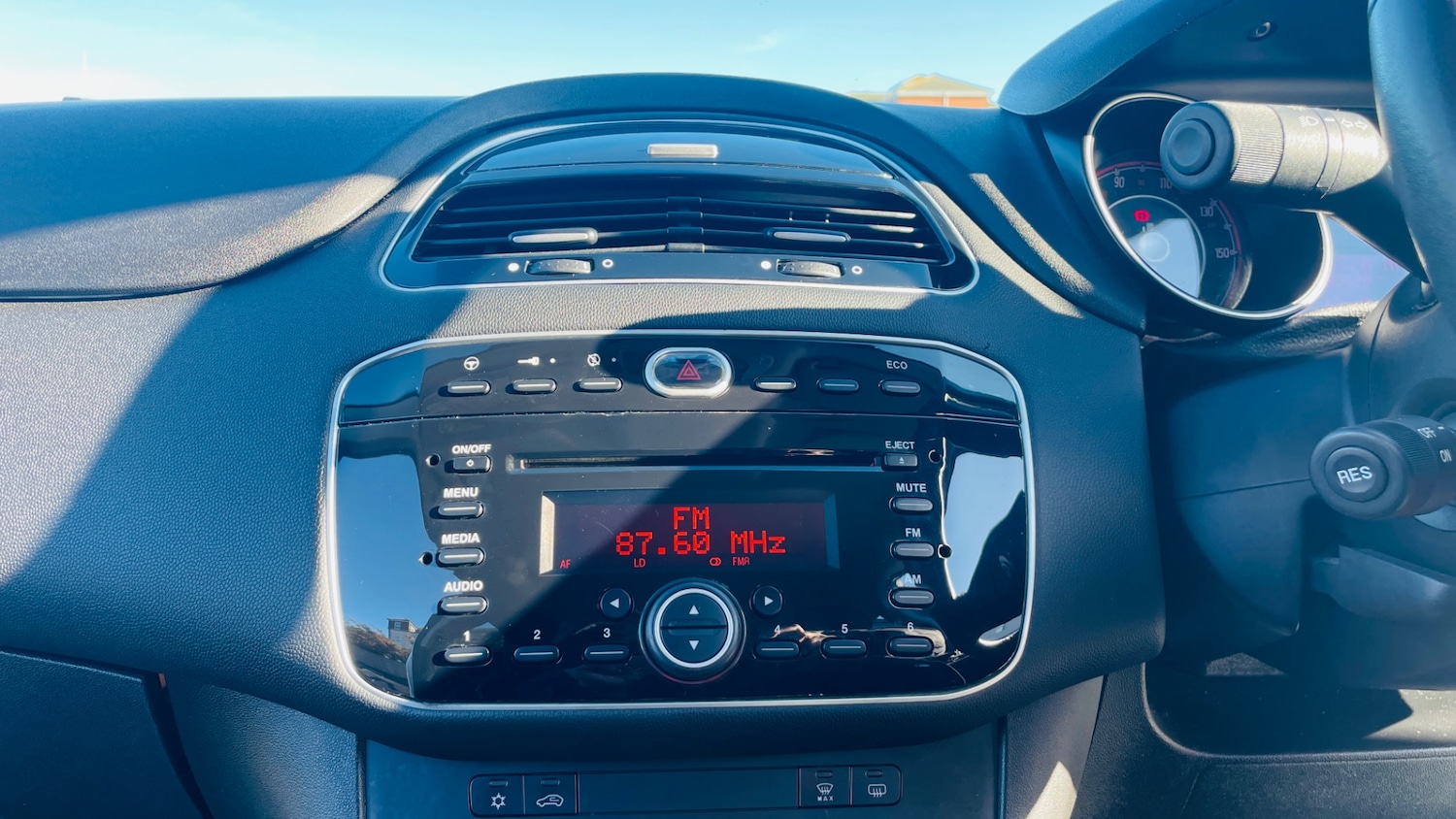 Used Fiat Punto 2013 for sale - 77431330: Photo 40