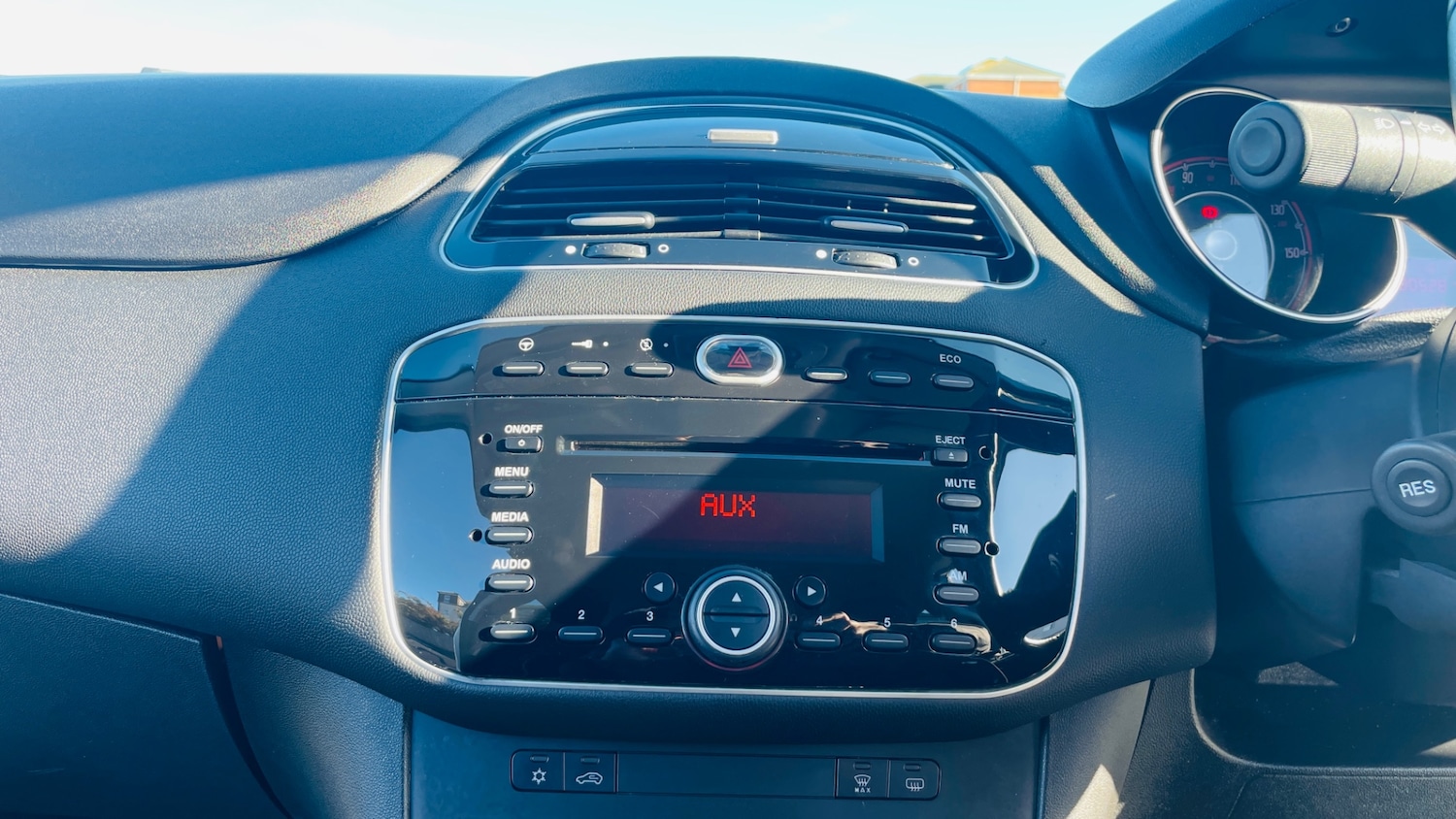 Used Fiat Punto 2013 for sale - 77431330: Photo 41