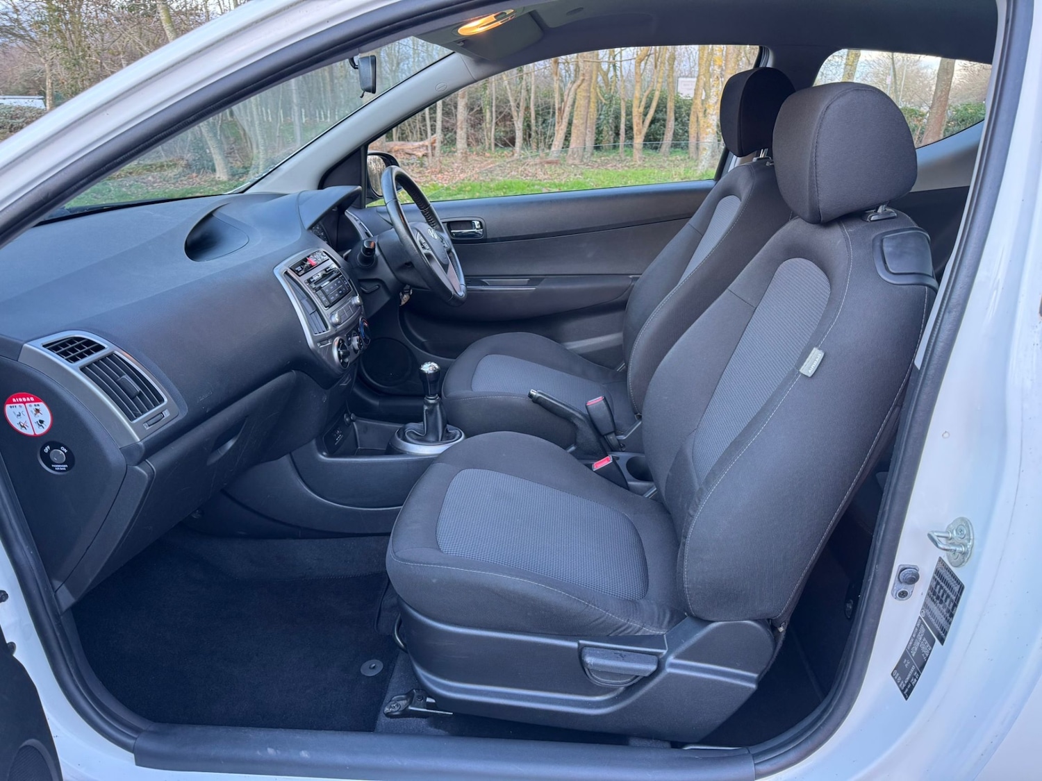 Used Hyundai i20 2014 for sale - 77371738: Photo 11