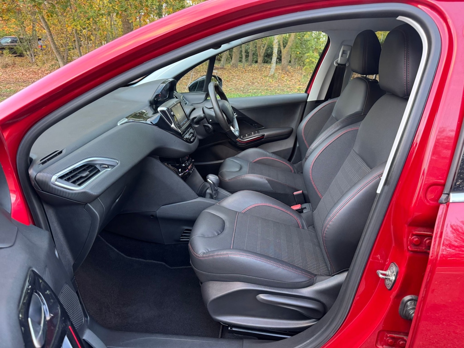 Used Peugeot 208 2019 for sale - 76426708: Photo 22