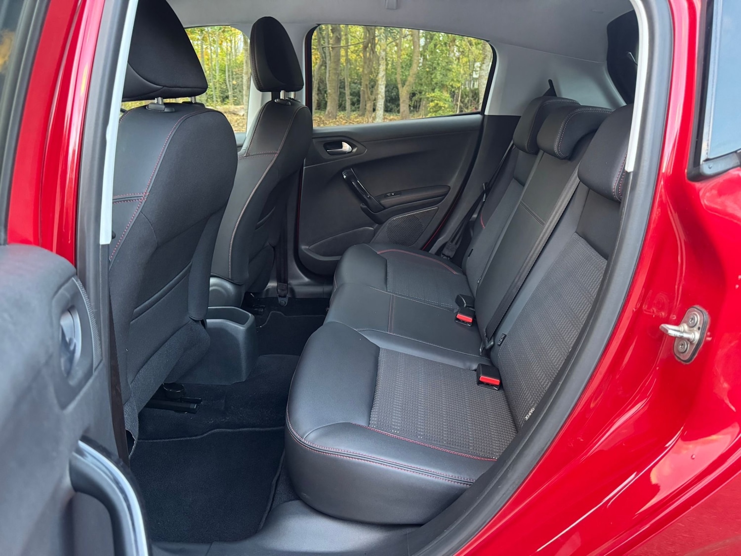 Used Peugeot 208 2019 for sale - 76426708: Photo 23