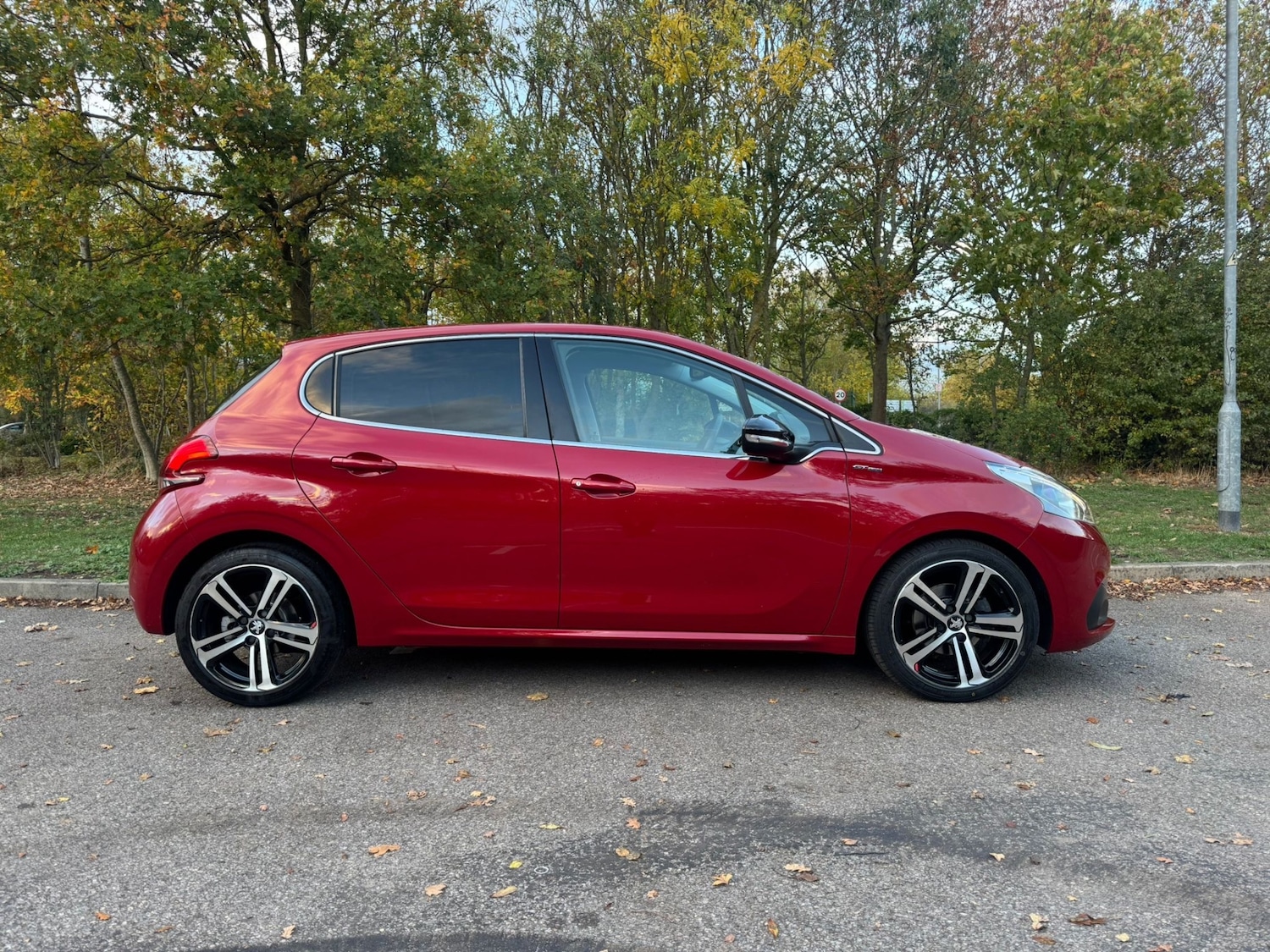 Used Peugeot 208 2019 for sale - 76426708: Photo 4