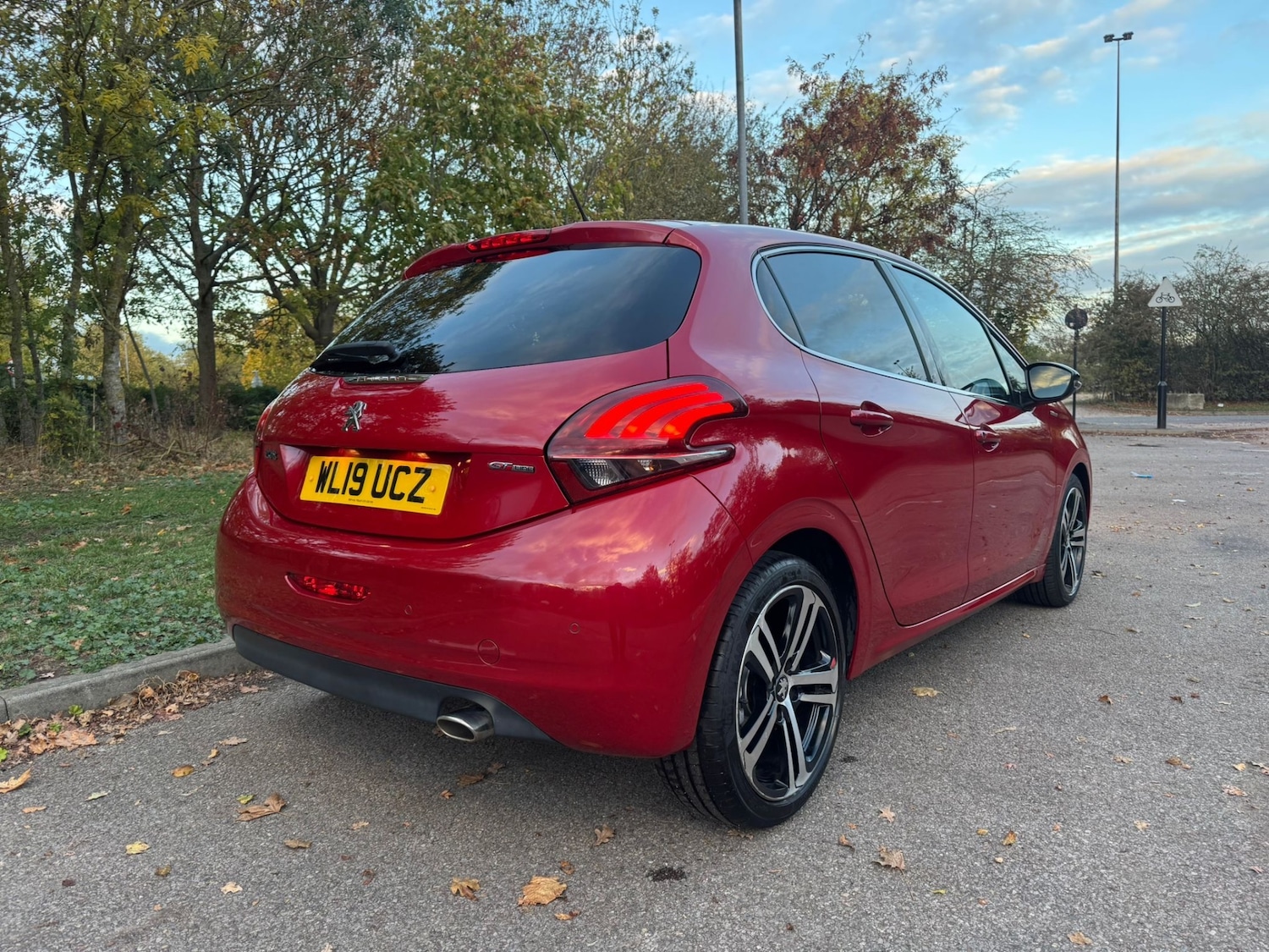 Used Peugeot 208 2019 for sale - 76426708: Photo 8