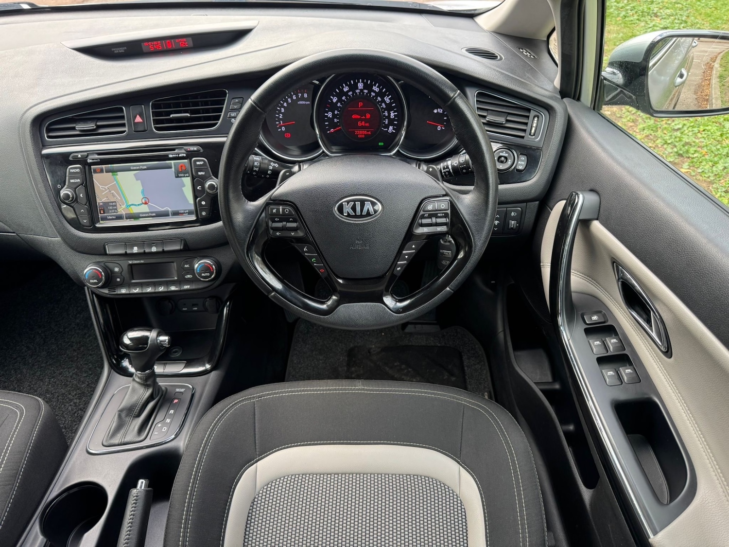 Used Kia Ceed 2012 for sale - 76497372: Photo 10