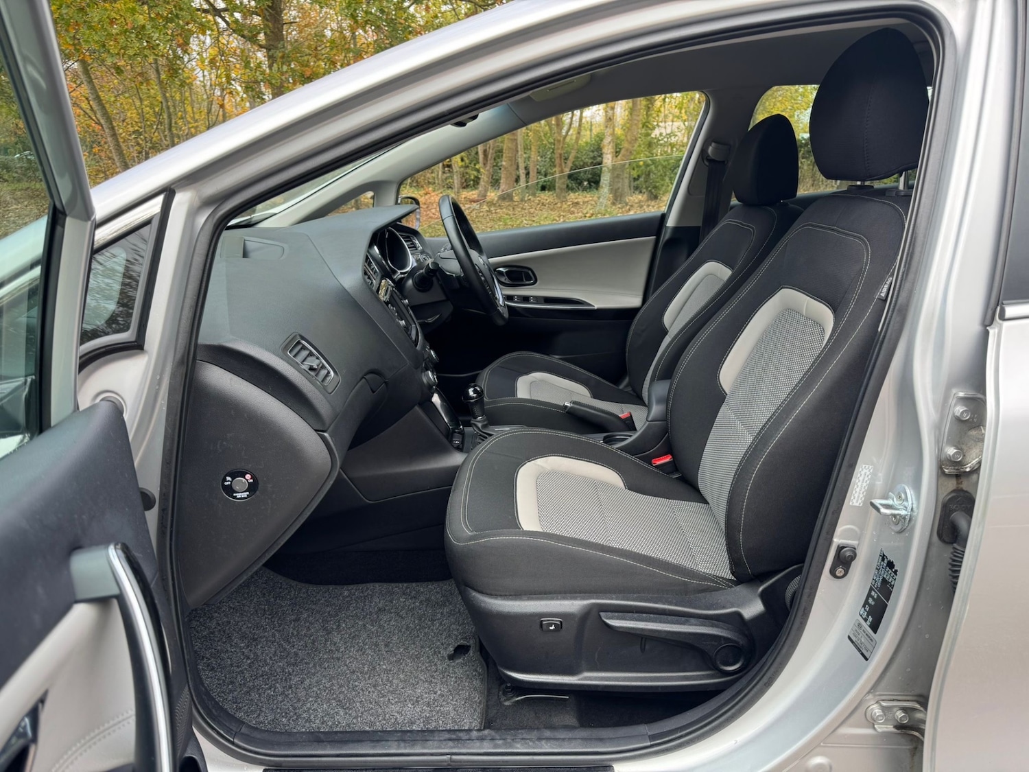 Used Kia Ceed 2012 for sale - 76497372: Photo 19