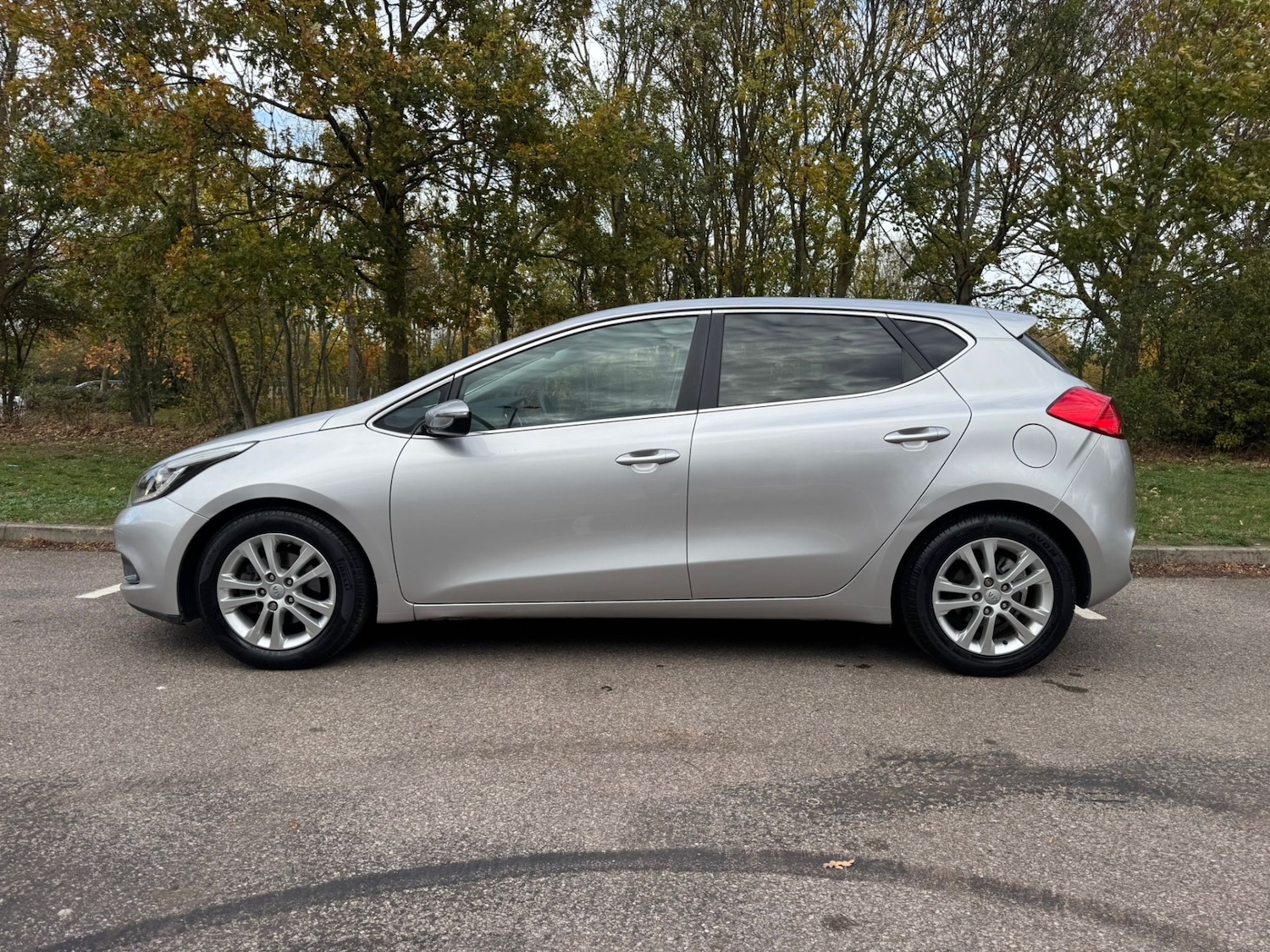 Used Kia Ceed 2012 for sale - 76497372: Photo 8