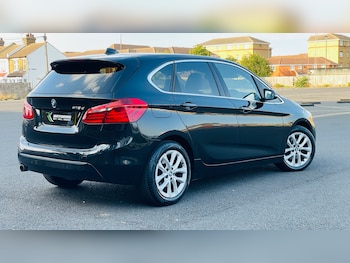 Used BMW 2 Series 2015 for sale - 79519996: Photo