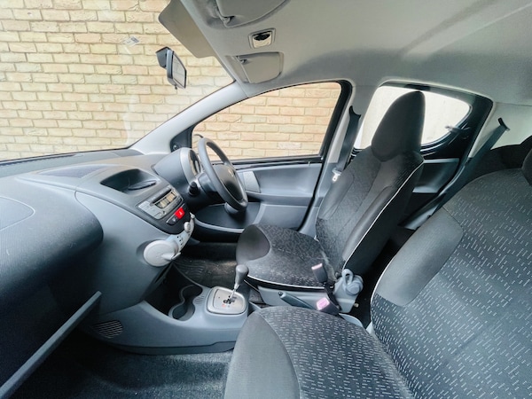 Used Peugeot 107 2009 for sale - 76173483: Photo 2