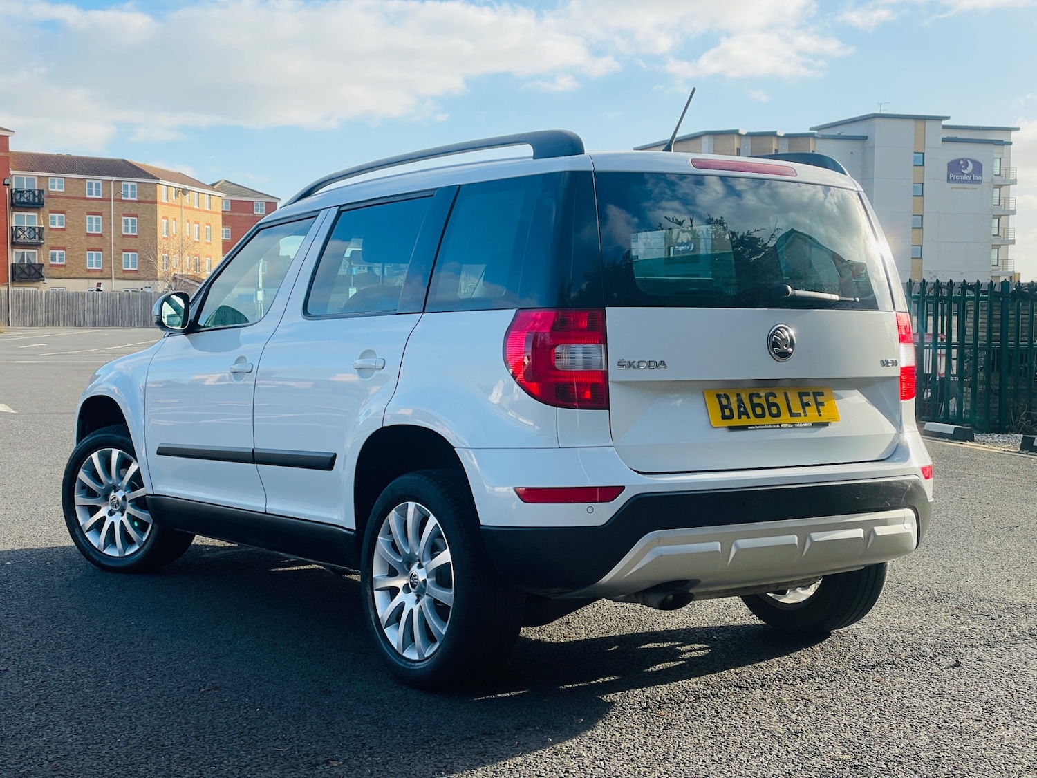Used Skoda Yeti 2017 for sale - 77045696: Photo 2