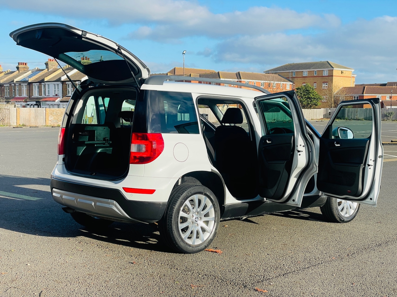 Used Skoda Yeti 2017 for sale - 77045696: Photo 21