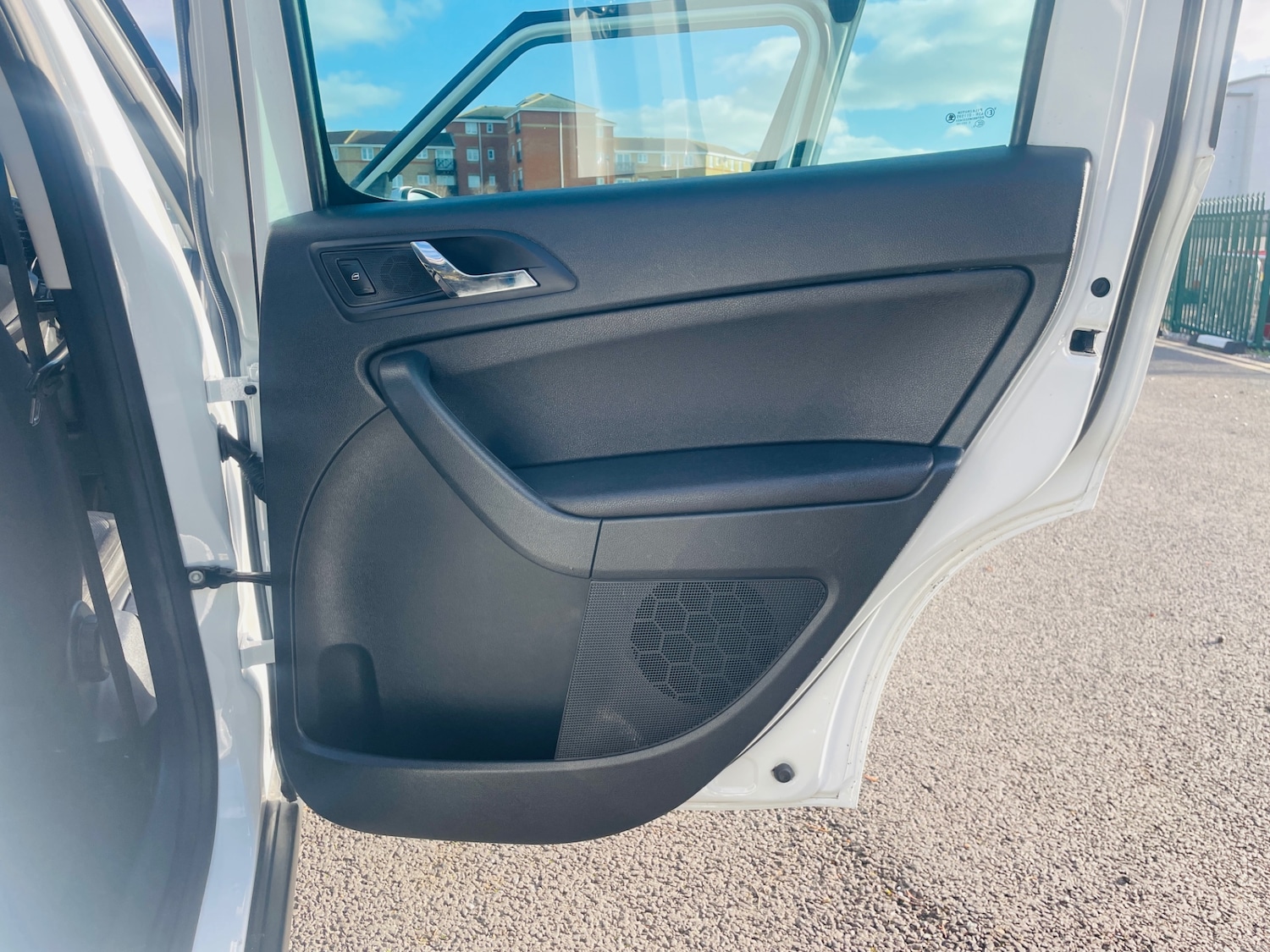 Used Skoda Yeti 2017 for sale - 77045696: Photo 33