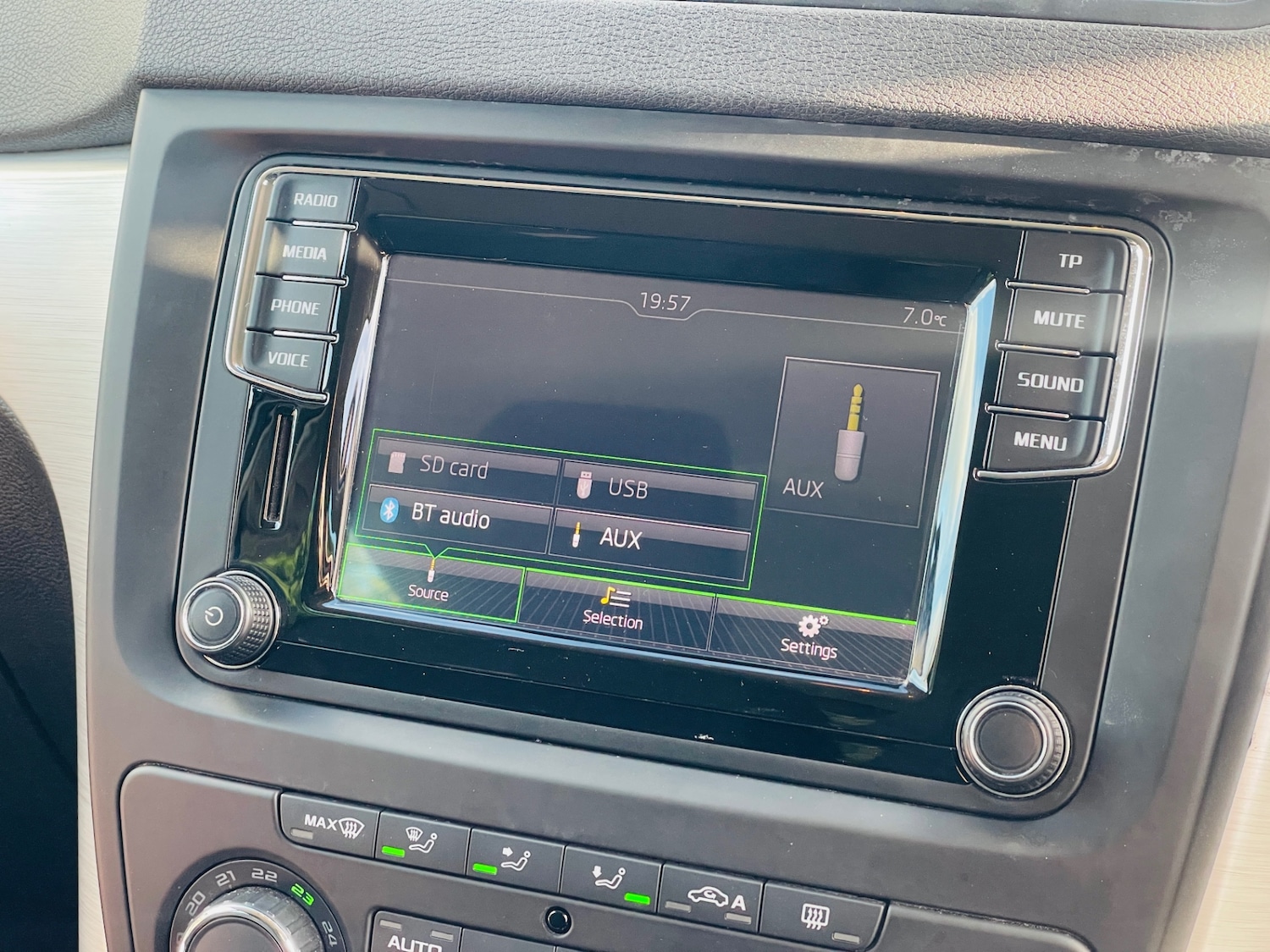 Used Skoda Yeti 2017 for sale - 77045696: Photo 52