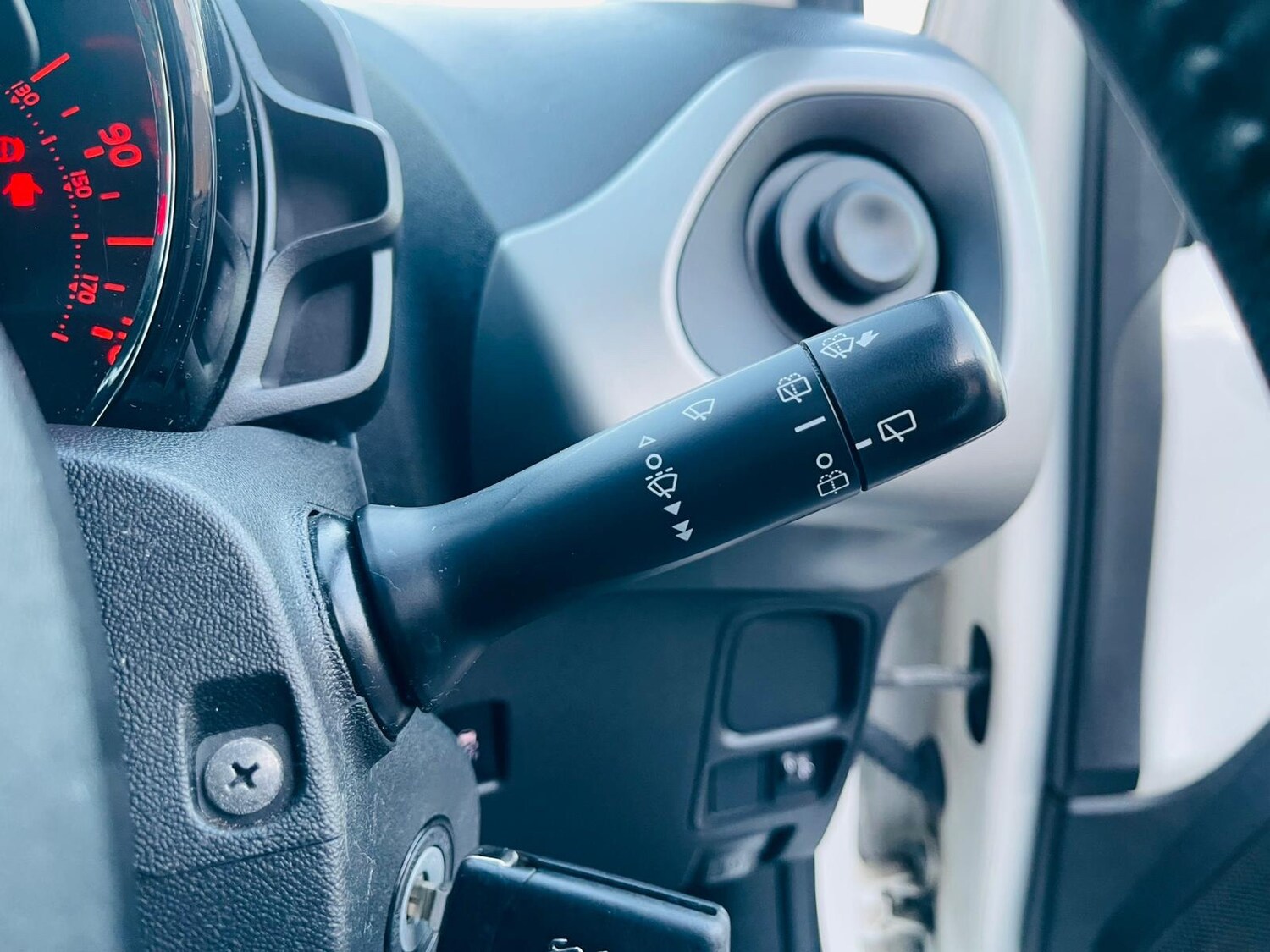 Used Peugeot 108 2017 for sale - 77938440: Photo 22