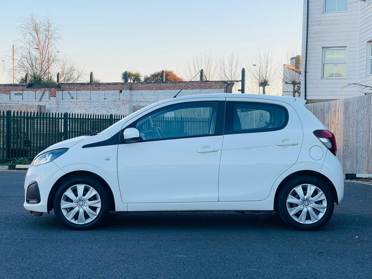 Used Peugeot 108 2017 for sale - 77938440: Photo 9