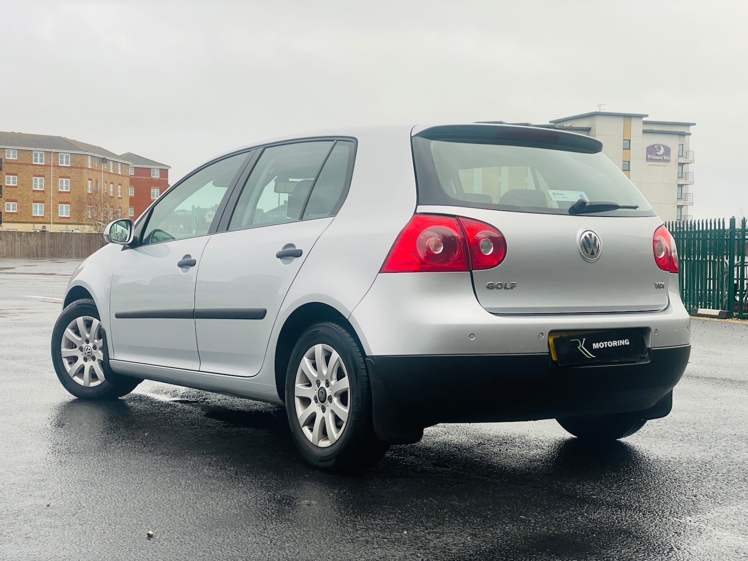 Used Volkswagen Golf 2004 for sale - 76863744: Photo 2