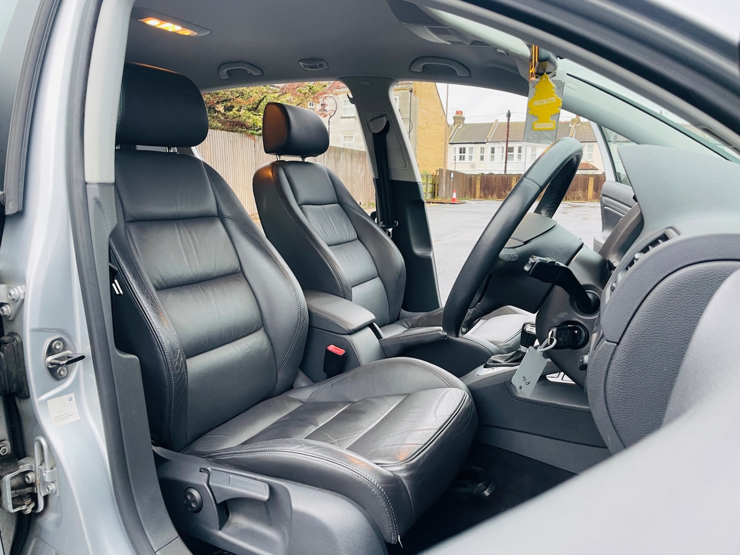 Used Volkswagen Golf 2004 for sale - 76863744: Photo 26