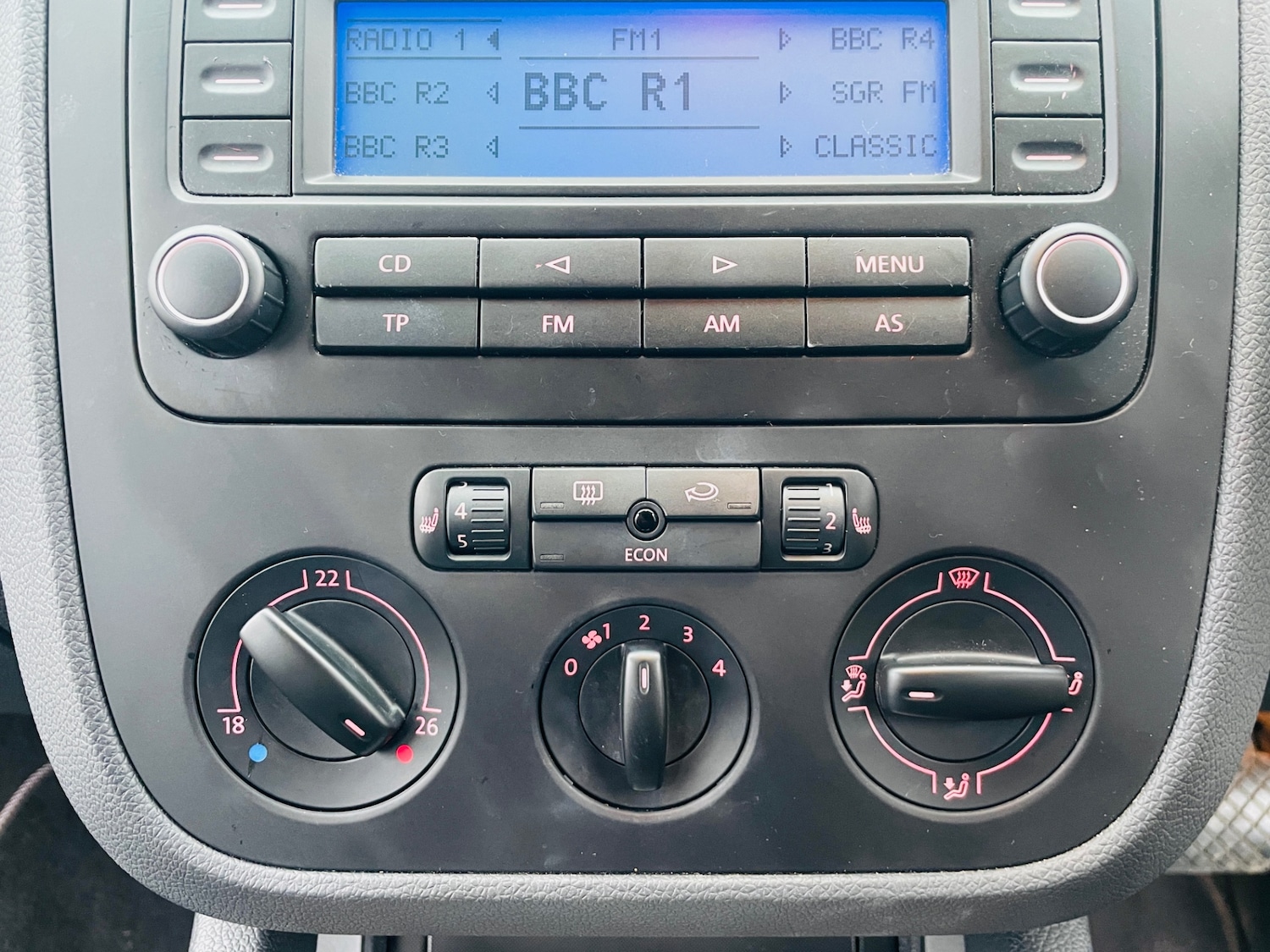 Used Volkswagen Golf 2004 for sale - 76863744: Photo 30