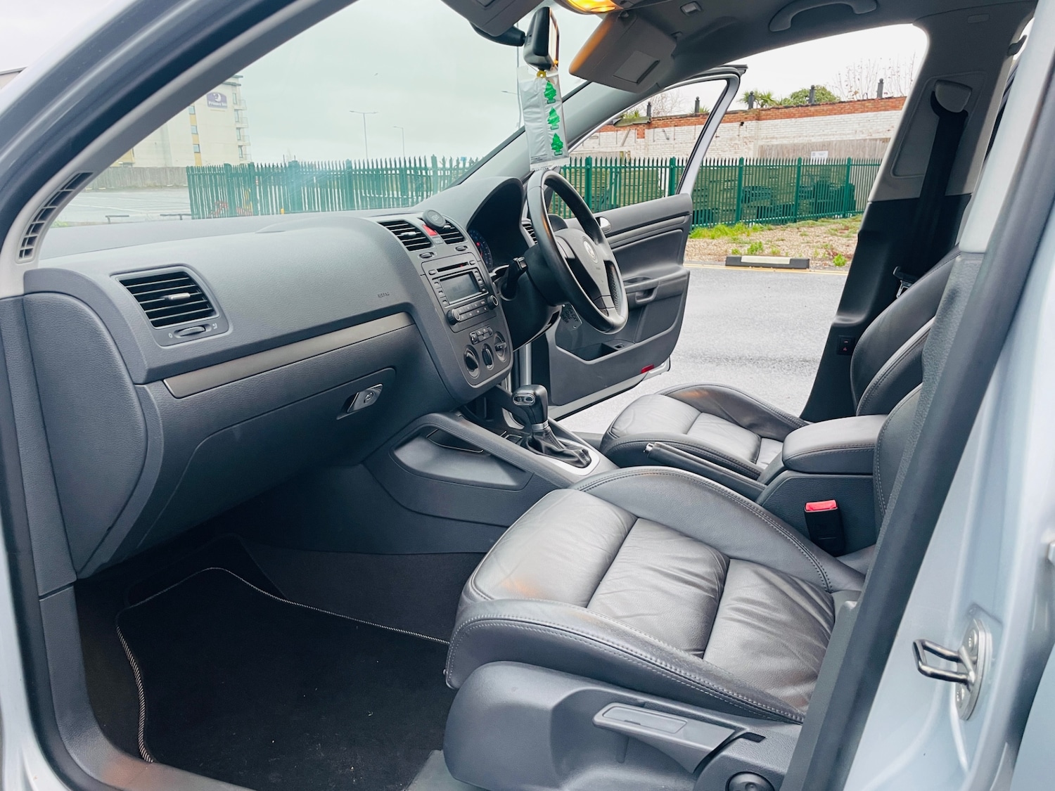 Used Volkswagen Golf 2004 for sale - 76863744: Photo 36