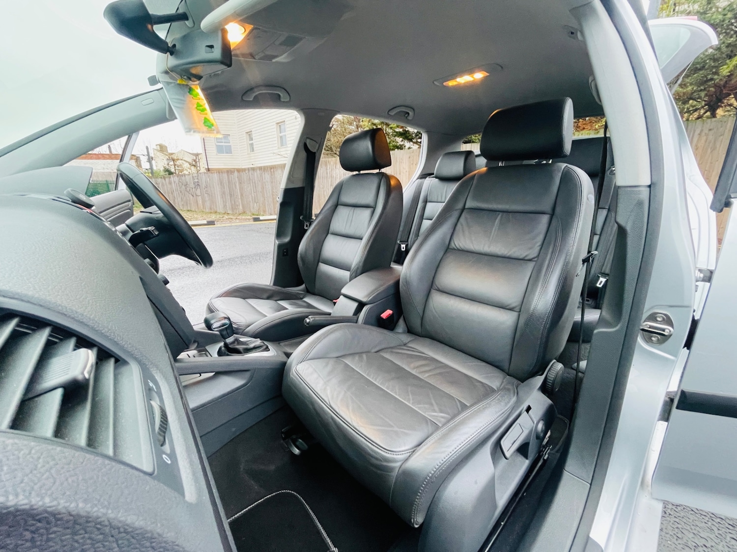 Used Volkswagen Golf 2004 for sale - 76863744: Photo 37