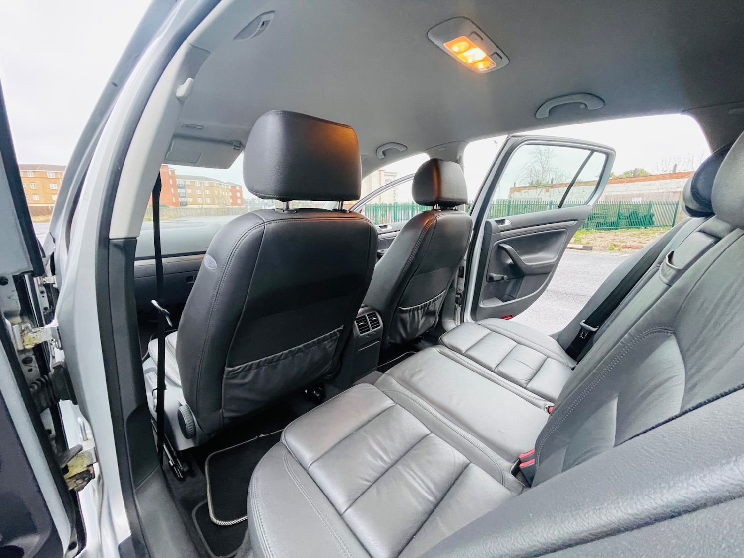 Used Volkswagen Golf 2004 for sale - 76863744: Photo 39