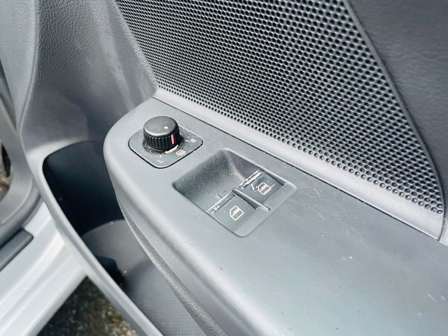 Used Volkswagen Golf 2004 for sale - 76863744: Photo 41