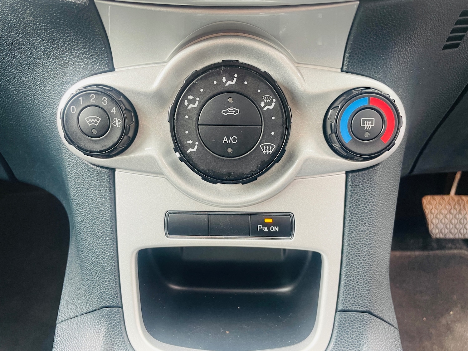 Used Ford Fiesta 2009 for sale - 76225405: Photo 23