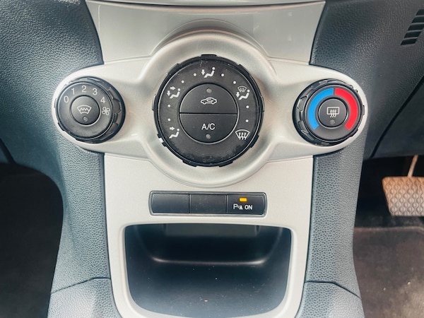 Used Ford Fiesta 2009 for sale - 76225405: Photo 23