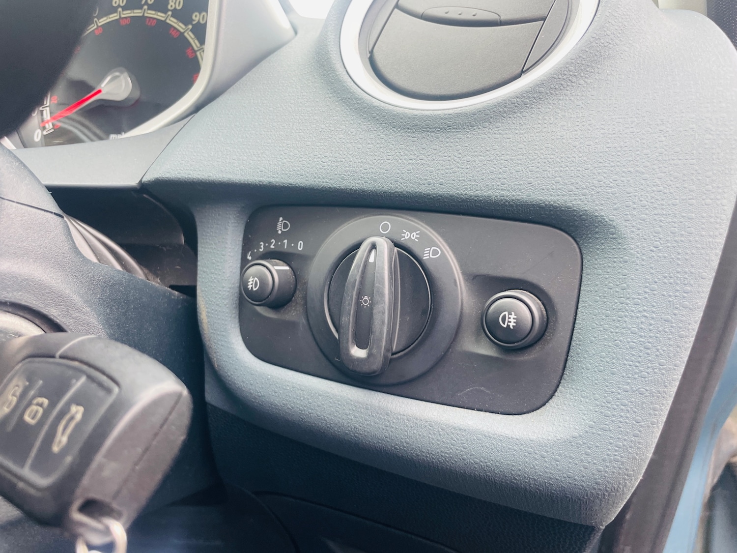 Used Ford Fiesta 2009 for sale - 76225405: Photo 27