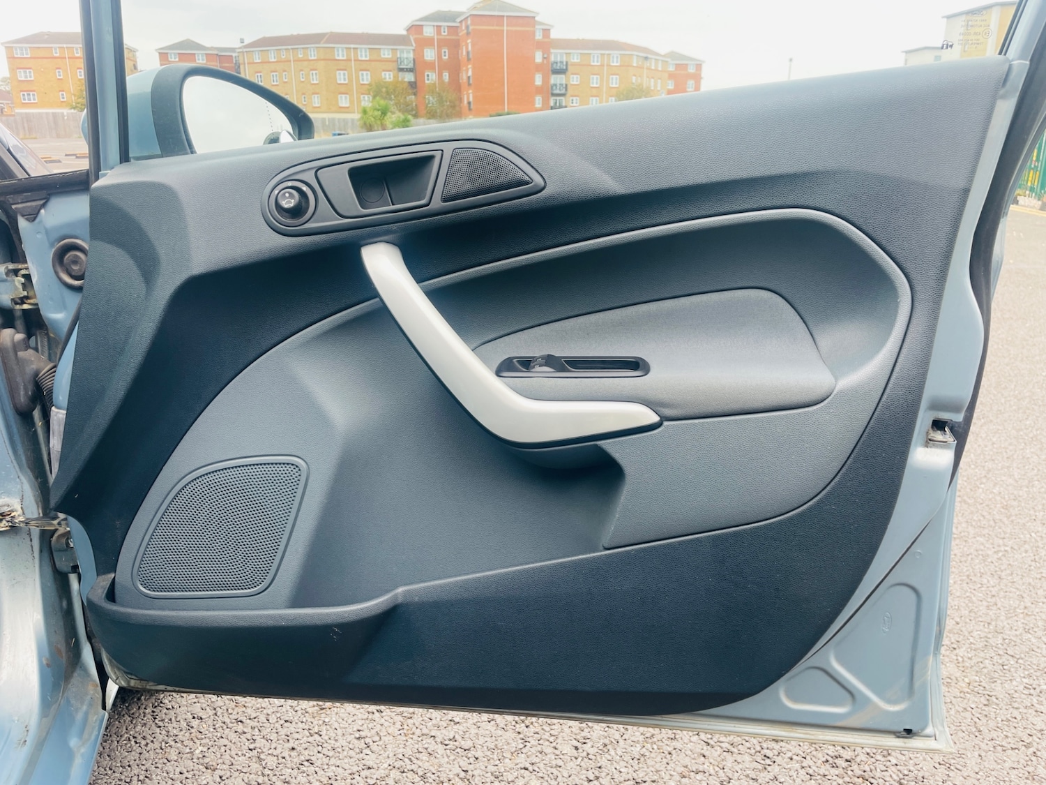 Used Ford Fiesta 2009 for sale - 76225405: Photo 32