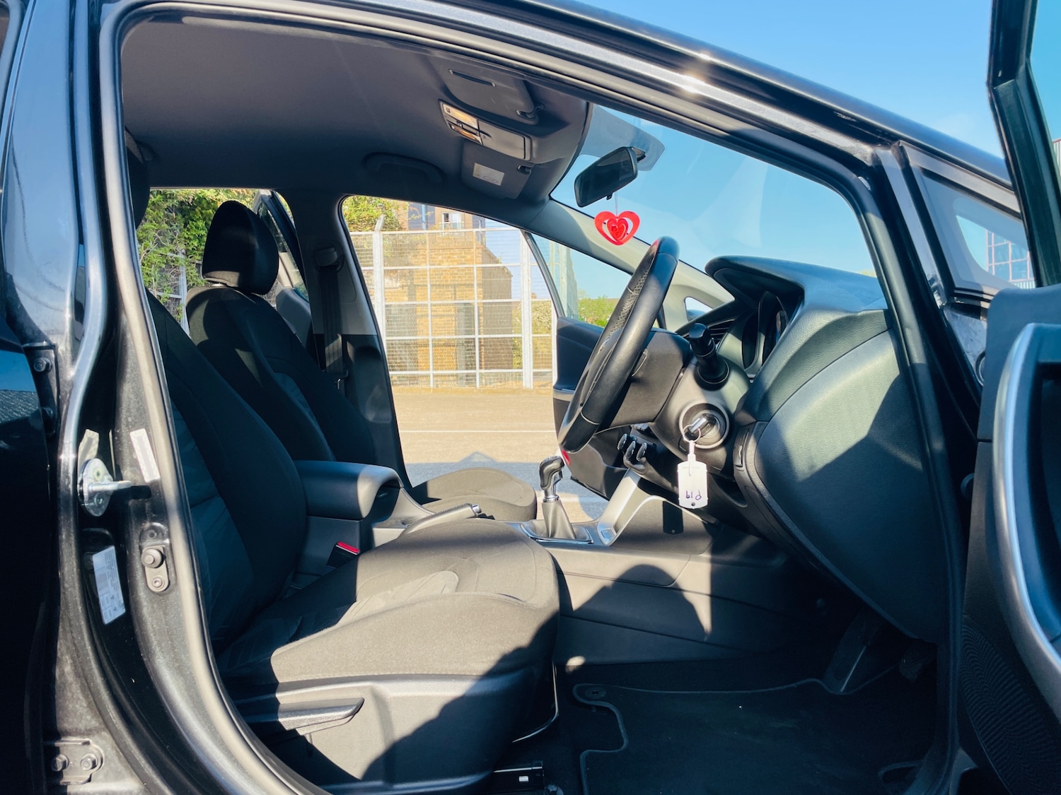 Vehicle 29