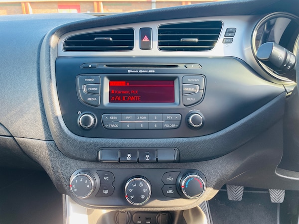 Used Kia Ceed 2015 for sale - 74610388: Photo 54