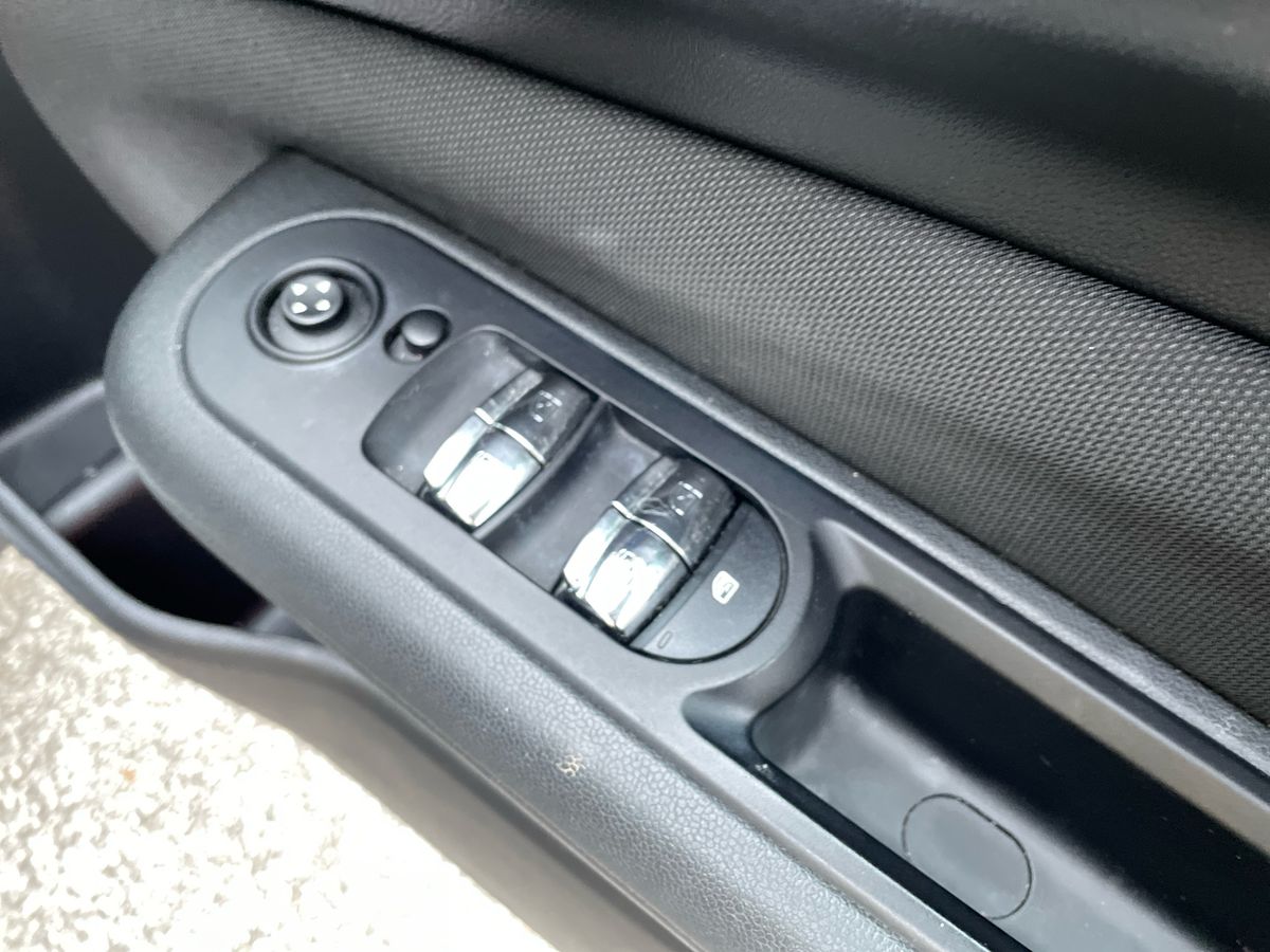 Used MINI Clubman 2020 for sale - 76869852: Photo 24