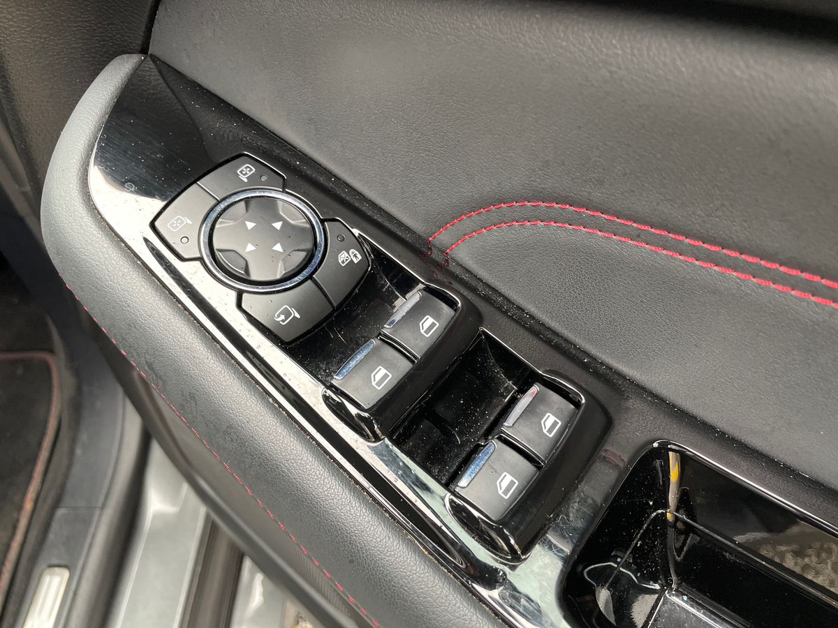 Used Ford S-Max 2023 for sale - 76869668: Photo 24