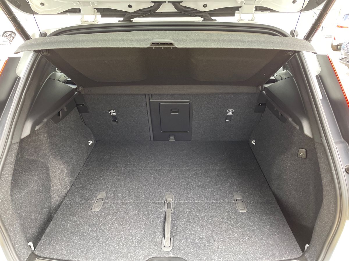 Used Volvo XC40 2021 for sale - 76095981: Photo 17