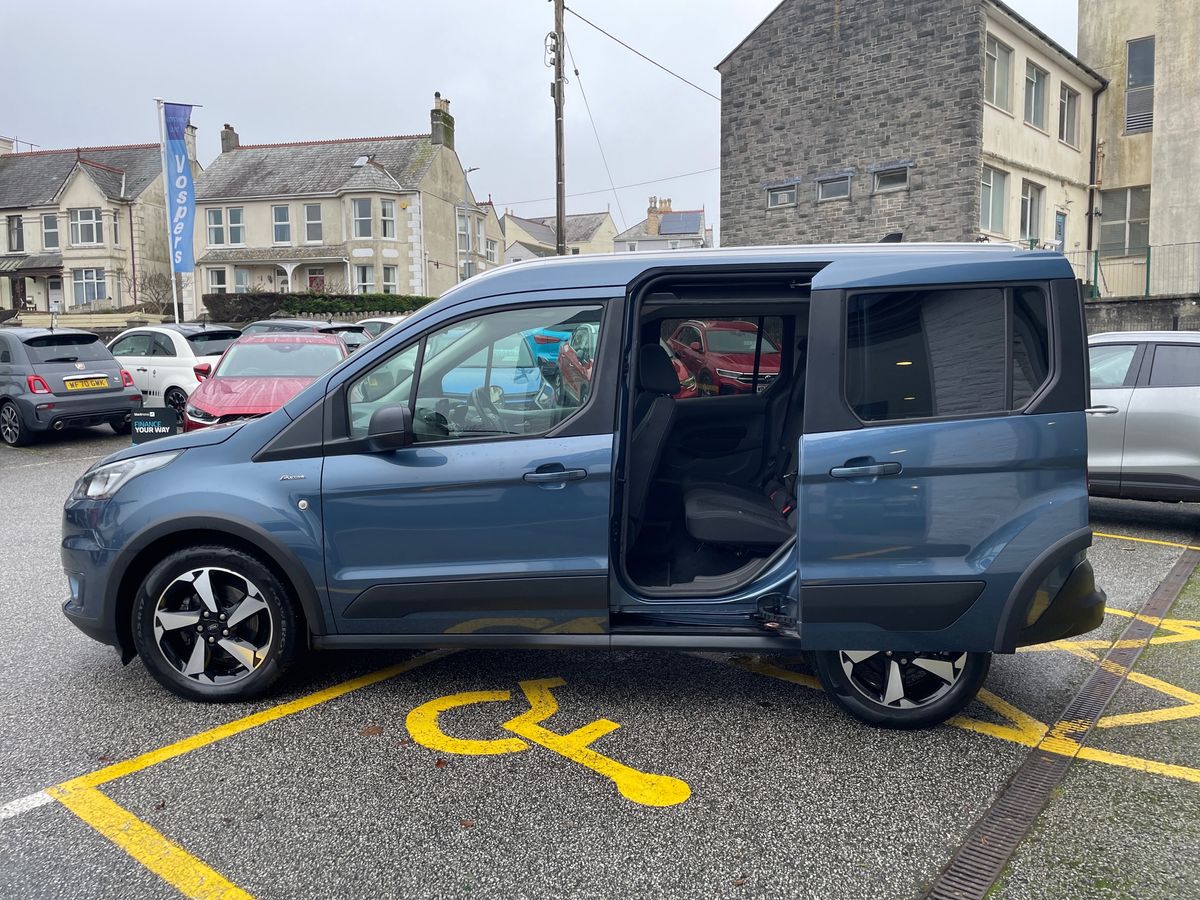 Used Ford Tourneo Connect 2022 for sale - 77708293: Photo 35