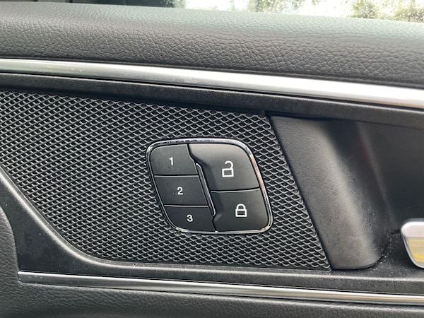 Used Ford S-Max 2023 for sale - 76176384: Photo 35