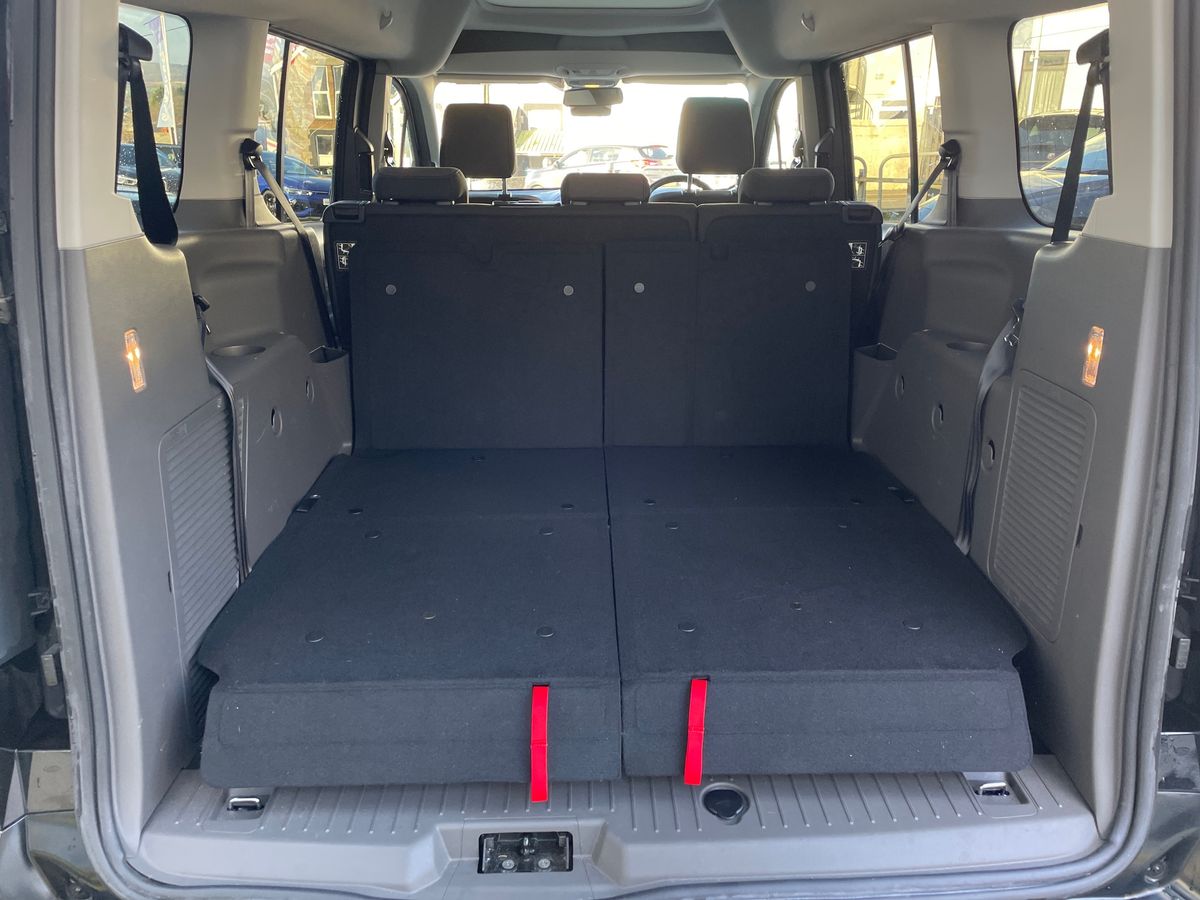 Used Ford Grand Tourneo Connect 2020 for sale - 77434748: Photo 48